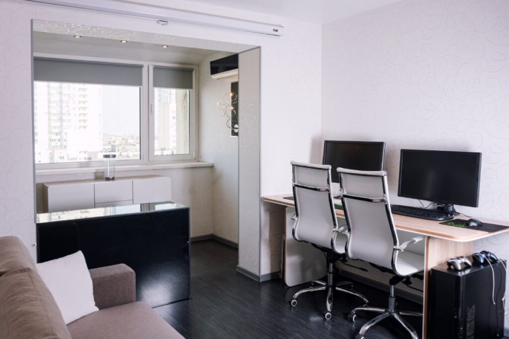 the-dos-and-donts-of-small-office-interior-design