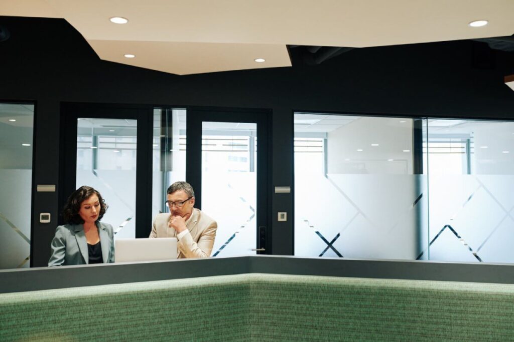 inspirational-office-reception-designs