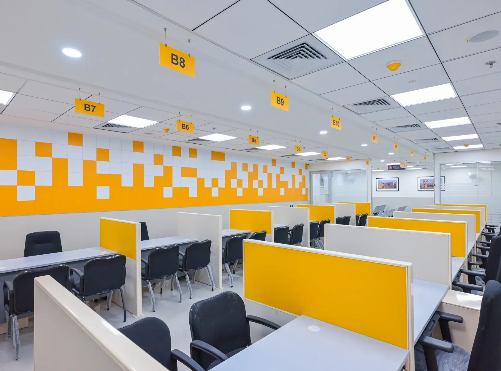 tcs-pune-office-interior-dynamic-workstation-photo