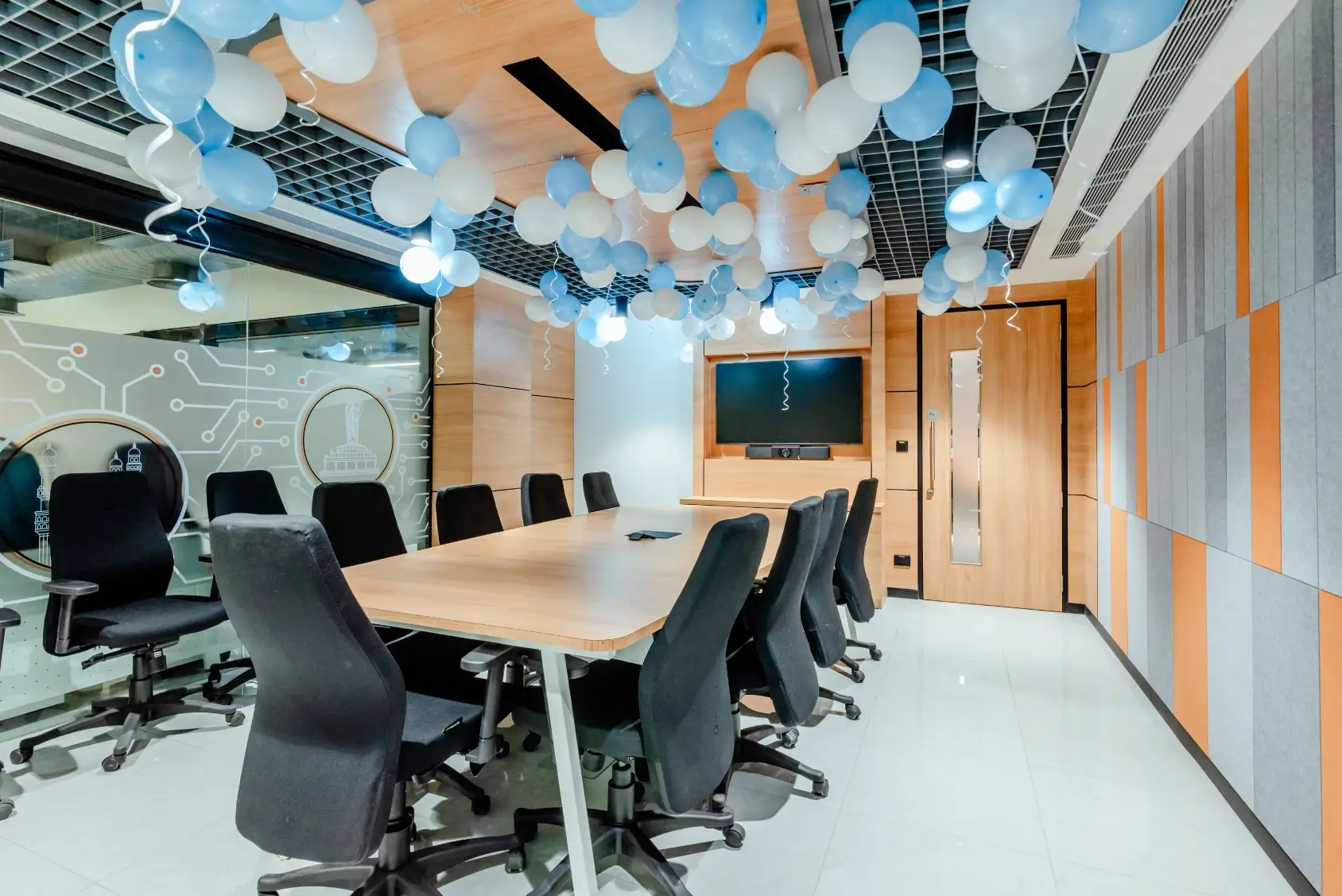 tcs-hyd-office-interior-meeting-and-conference-room