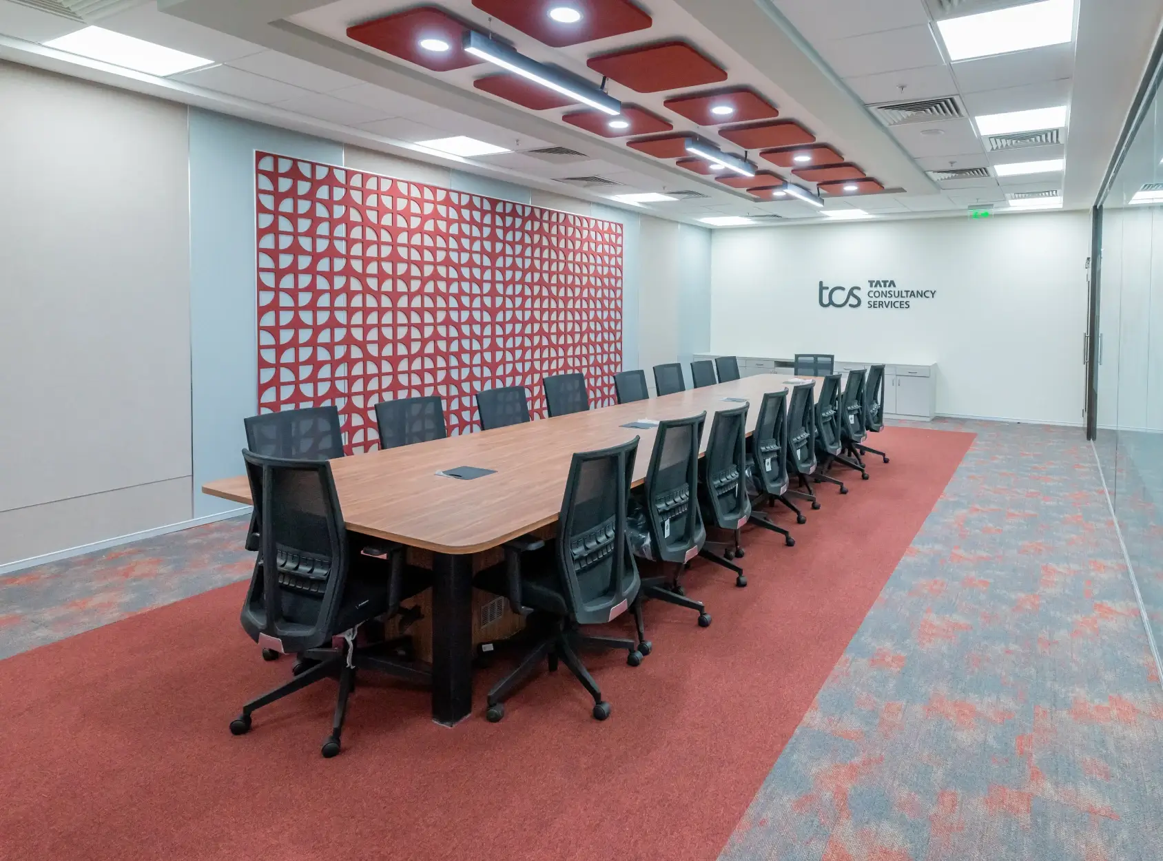 tcs-pune-office-interior-top-board-meeting-and-conference-room