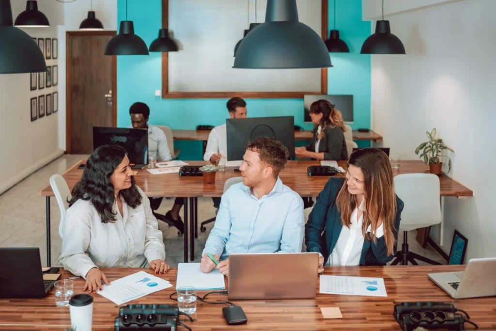 Impact-on-productivity -and-culture-of-shared-workspace-space-planning-photos